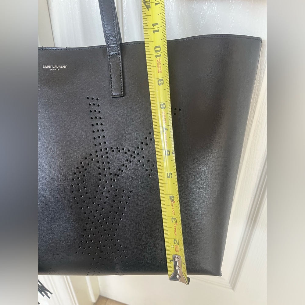 Saint Laurent Black Leather Tote with Tassel, and attached wallet , authentic - Picture 17 of 17